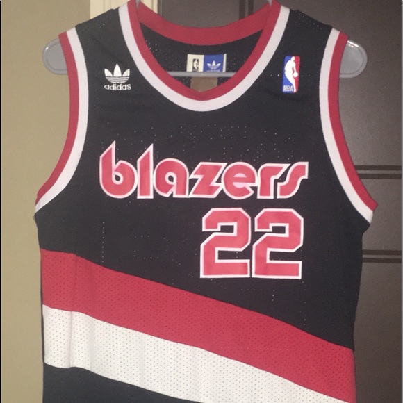 throwback trailblazer jersey